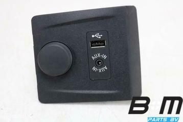 AUX / USB aansluiting BMW 2-Serie F45 Active T. 84109266607