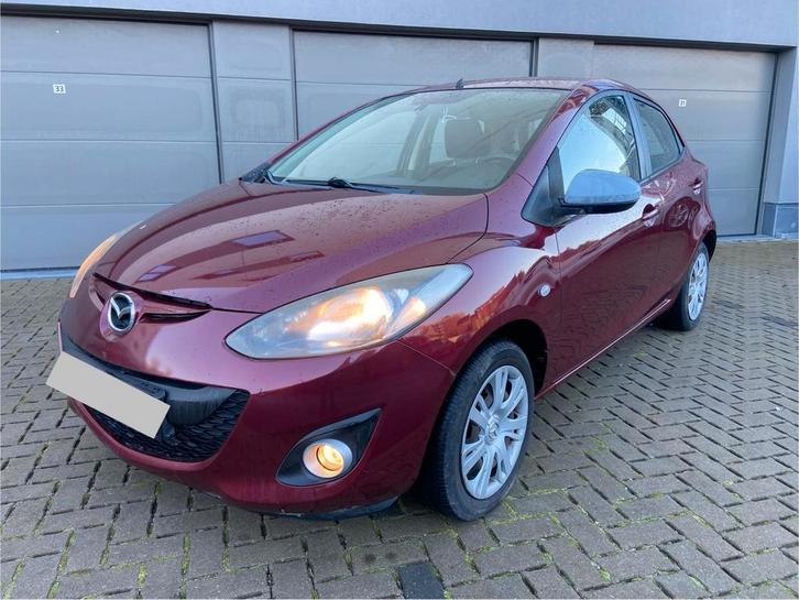 Mazda2 1.3i euro5 178.000km prête a immatriculé carpass, Auto's, Mazda, Particulier, Airbags, Airconditioning, Alarm, Centrale vergrendeling