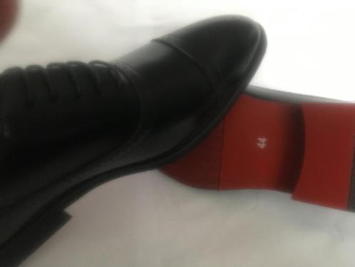 Nieuwe LUXE SCHOENEN met RODE ZOOL !!!, Kleding | Dames, Schoenen, Nieuw, Zwart, Ophalen of Verzenden