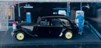 Citroën Traction Avant essence 1:43 diorama met figuurtje, Ophalen of Verzenden, Nieuw