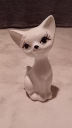 Statue de chat blanc assis, Animal, Enlèvement, Utilisé