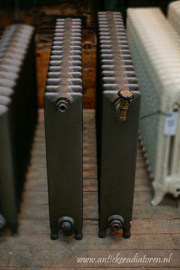 jaren '20 originele gietijzeren radiatoren, Doe-het-zelf en Bouw, Verwarming en Radiatoren, Gebruikt, Radiator, 800 watt of meer