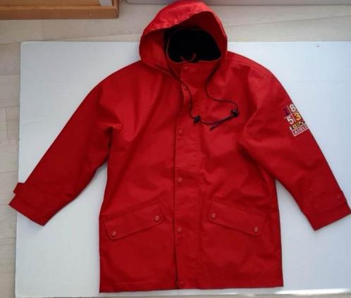 comme neuf veste avec capuche cachée rouge 12ans, Enfants & Bébés, Vêtements enfant | Taille 152, Comme neuf, Garçon ou Fille