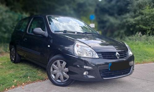 Renault clio Campus 1200cc ESS.Klaar voor registratie. 2011, Auto's, Renault, Particulier, Benzine, Euro 5, Ophalen