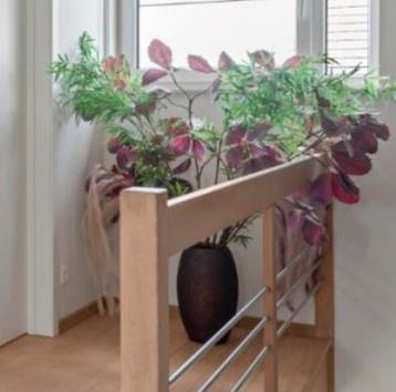 Grote kunstbloemen - kleurrijk en onderhoudsvrij beschikbaar voor biedingen