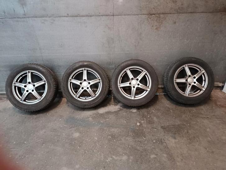 Winterbanden op aluminium velgen, Auto-onderdelen, Banden en Velgen, Banden en Velgen, Winterbanden, 16 inch, 205 mm, Personenwagen