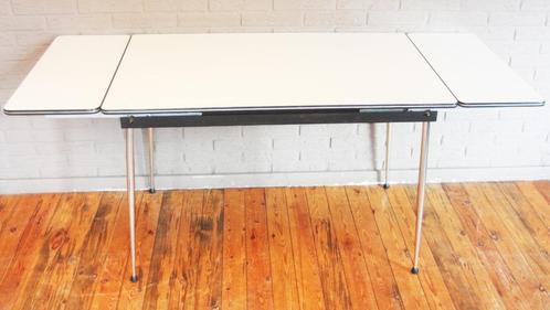 Lichtgrijze Formica Tafel / Verlengbaar Aan 2 Kanten, Huis en Inrichting, Tafels | Eettafels, Zo goed als nieuw, Vijf personen of meer