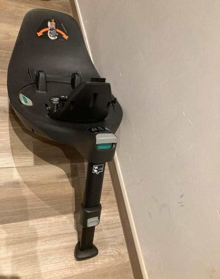 Cybex Cloud isofix sirona base basis Z / Z2 met maxicosi, Kinderen en Baby's, Autostoeltjes, Isofix, Ophalen