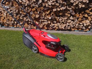 Compacte benzine grasmaaier beschikbaar voor biedingen