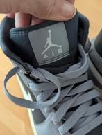 Nike air Jordan maat 37,5, Ophalen of Verzenden, Zo goed als nieuw