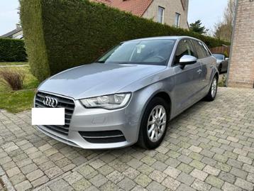 AUDI A 3 Sportback 1.2 TFSI 105 Attrac/ AIR CO / GPS EURO 6, Autos, Argent ou Gris, Euro 6, Carnet d'entretien, Boîte manuelle