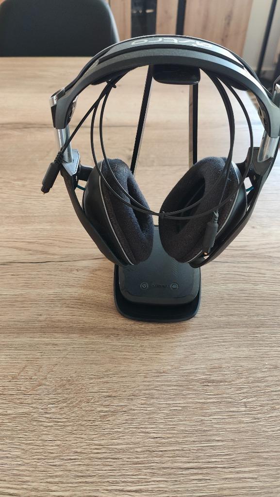 Astro A50 Gen1 draadloze gaming headset, Computers en Software, Headsets, Zo goed als nieuw, Over-ear, Draadloos, Gaming headset