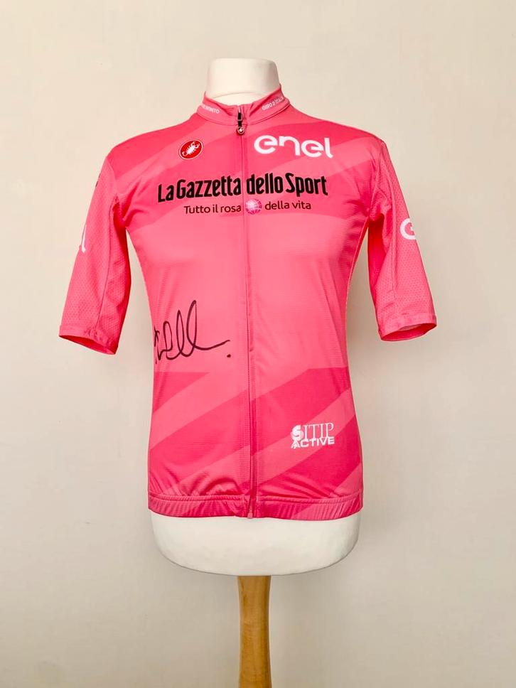 Giro d’Italia 2020 Leader Jersey signed by Geoghegan Hart, Sport en Fitness, Wielrennen, Zo goed als nieuw, Kleding, Ophalen of Verzenden