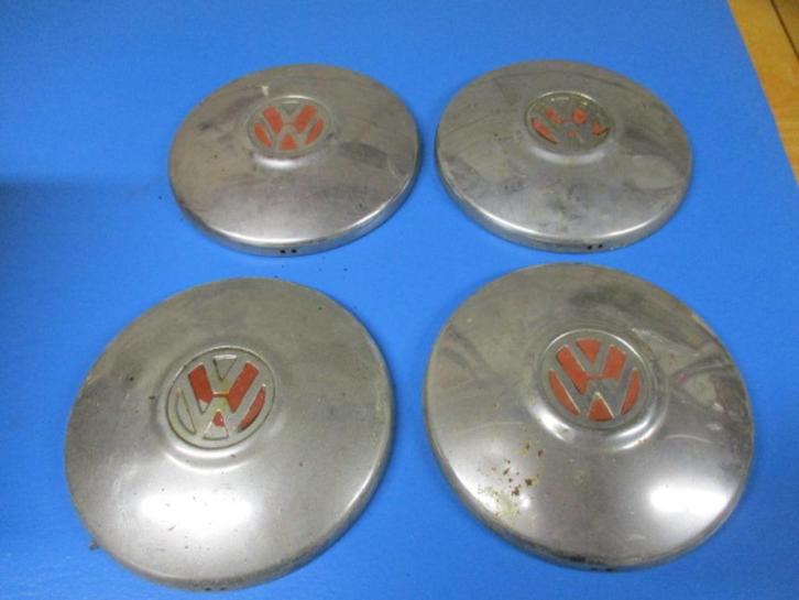 Set van 4 aircooled VW wieldoppen, Auto-onderdelen, Overige Auto-onderdelen, Oldtimer onderdelen, Volkswagen, Gebruikt, Ophalen