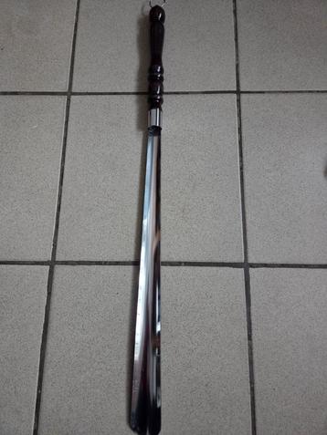 Schoentrekker/ Schoenschoen lang 71 cm beschikbaar voor biedingen
