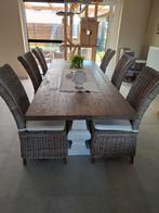 Landelijke tafel met 6 rieten stoelen, Huis en Inrichting, Complete eetkamers, Ophalen, Zo goed als nieuw