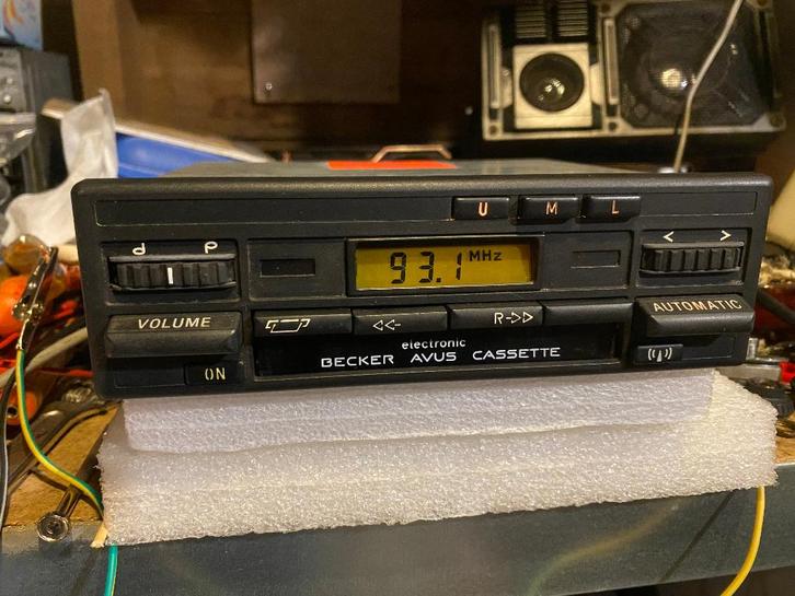 Becker Avus électronique - 1985 (?) - radio FM qui joue bien, Autos : Divers, Autoradios, Utilisé, Enlèvement
