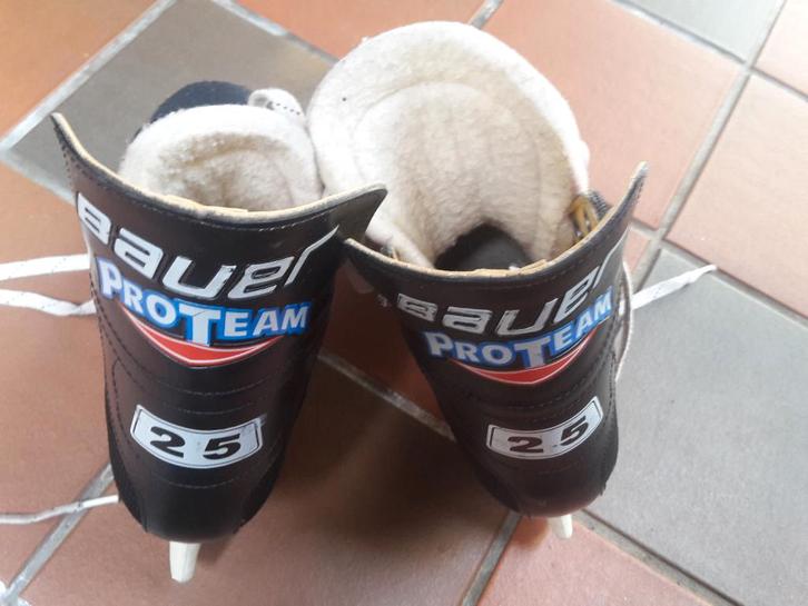Ijshockeyschaatsen, maat 38, merk Bauer, prima staat, Sport en Fitness, Schaatsen, Gebruikt, IJshockeyschaatsen, Bauer, Ophalen of Verzenden