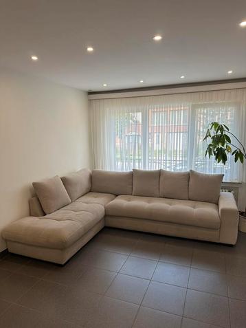 Hoekbank in beige stof 295x210x95 in zeer goede staat! beschikbaar voor biedingen