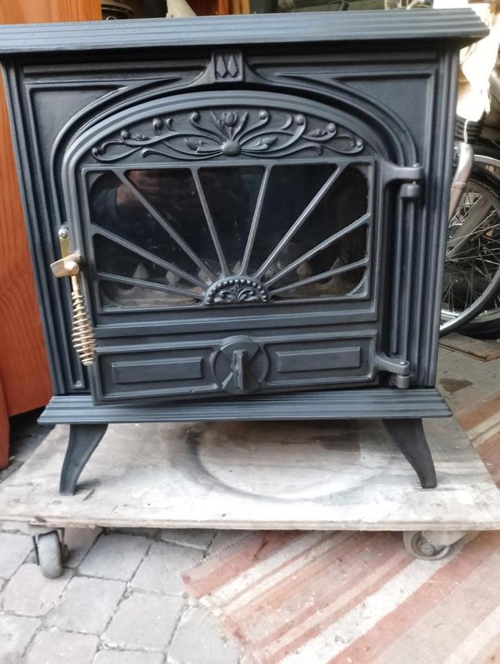 Houtkachel 10KW, Huis en Inrichting, Kachels, Zo goed als nieuw, Houtkachel, Hout, Ophalen