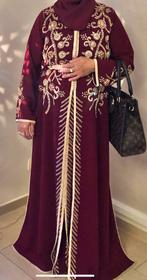 Bordeaux takchita, Kleding | Dames, Gelegenheidskleding, Ophalen of Verzenden, Zo goed als nieuw, Maat 42/44 (L)