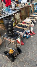 Lot de bottes de moto vintage années 70 – neuves, Sports nautiques & Bateaux, Pêche à la ligne | Général, Enlèvement, Comme neuf