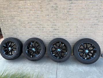 Zwarte velgen + winterbanden BMW 1 (F20) beschikbaar voor biedingen