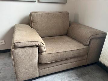Stoel/loveseat beschikbaar voor biedingen