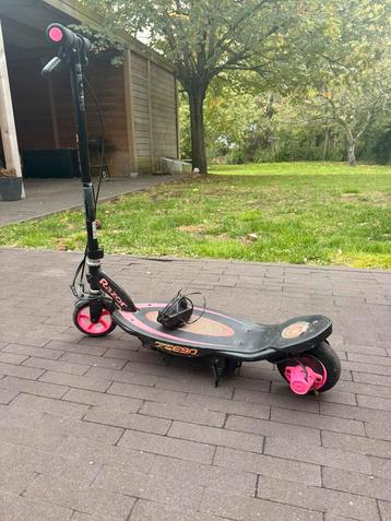 Razor Power Core E90 elektrische step – goede conditie ! beschikbaar voor biedingen