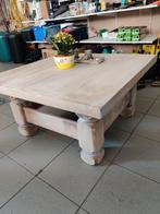 Robuuste houten salontafel, Huis en Inrichting, Tafels | Salontafels, Ophalen, 50 tot 100 cm, Zo goed als nieuw, Minder dan 50 cm