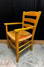 4x houten stoelen met rieten frame, Huis en Inrichting, Ophalen, Zo goed als nieuw, Riet of Rotan, Vier
