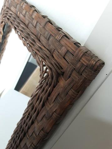 Spiegel rotan  toffe vintage   beschikbaar voor biedingen