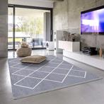 Tapijt 180x280, Huis en Inrichting, Stoffering | Vloerbedekking, Ophalen, Zo goed als nieuw, Tapijt
