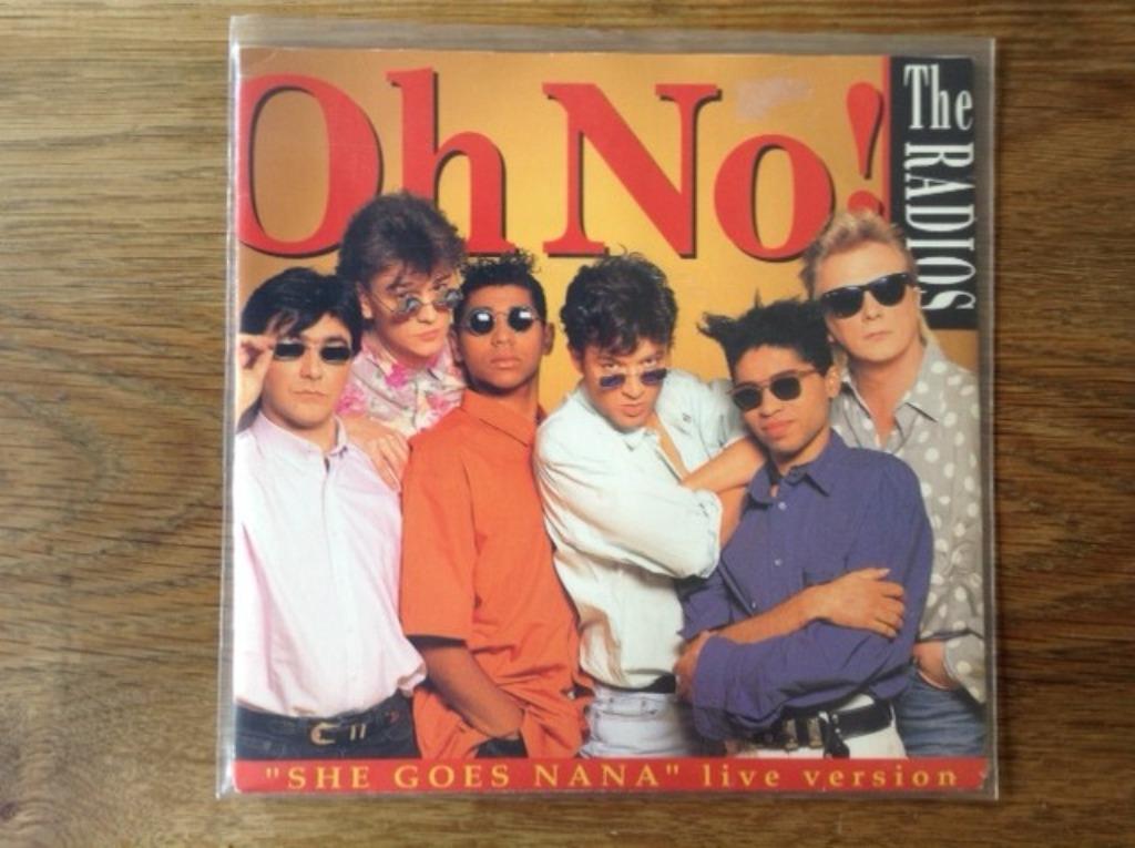 single the radios, Ophalen of Verzenden, 7 inch, Rock en Metal, Single