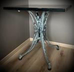 Industriële tafeltje, Enlèvement, Utilisé