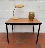Vintage Meurop Pierre Guariche bijzettafel, Huis en Inrichting, Tafels | Bijzettafels, Ophalen, Gebruikt, Hout