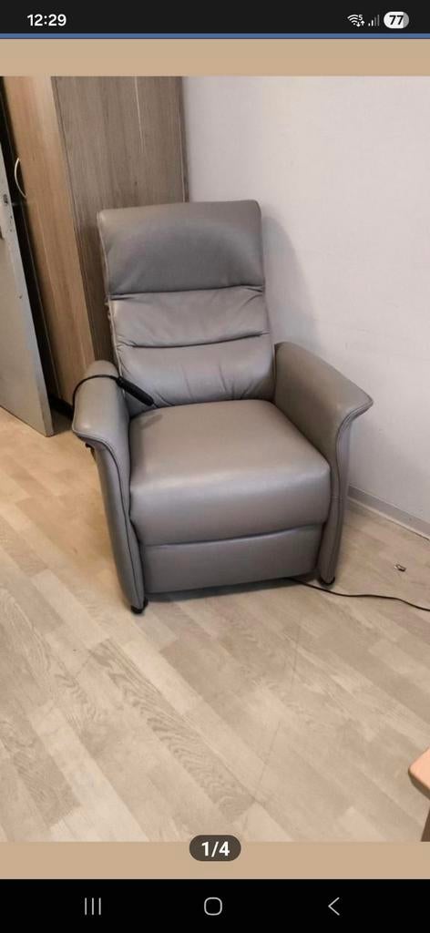 Fauteuil électrique releveur, Huis en Inrichting, Fauteuils, Leer, Ophalen