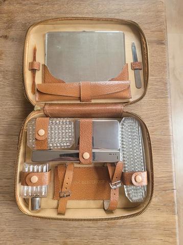 Vintage Camille Guiltot toilettas voor heren beschikbaar voor biedingen