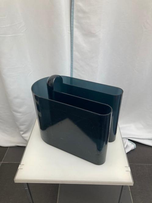 Vintage design krantenbak Bilumen Rodolfo Benetto, Huis en Inrichting, Woonaccessoires | Krantenbakken en Lectuurbakken, Gebruikt