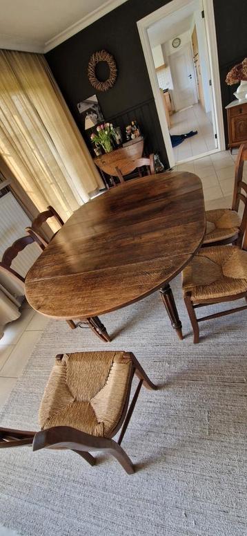 Antieke tafel Loius Pilillippe époque beschikbaar voor biedingen