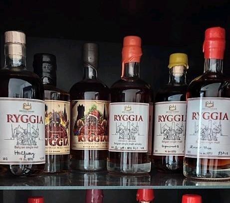 Bruges Whisky Company - verzameling Ryggia en Peathia, Verzamelen, Wijnen, Nieuw, Ophalen