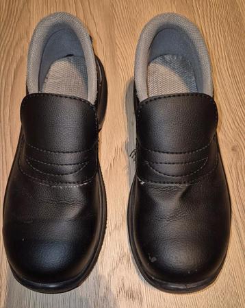 Praktijkschoenen PIVA maat 36 in uitermate goede staat beschikbaar voor biedingen