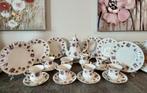 Royal Albert Sweet Violets theeservies, 21-delig., Antiek en Kunst, Antiek | Servies los, Ophalen