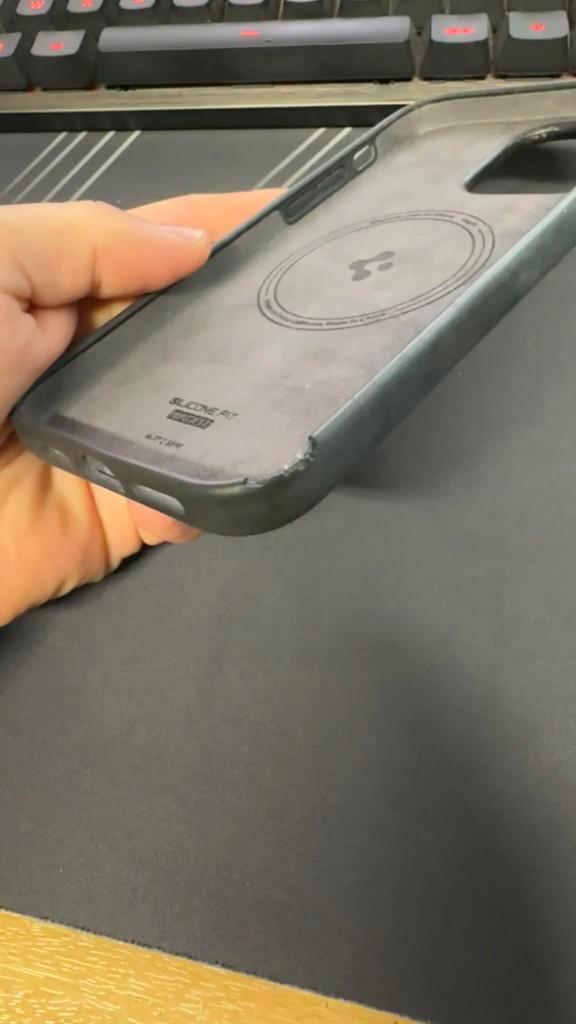 Spigen Thin Fit Backcover voor de Apple iPhone 14 Pro Max, Telecommunicatie, Mobiele telefoons | Hoesjes en Screenprotectors | Apple iPhone