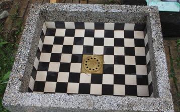 Terazzo tegelspoelbak beschikbaar voor biedingen