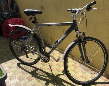 herenfiets MERIDA met 27 versnellingen,nagezien-alles werkt beschikbaar voor biedingen