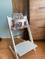 Stokke Tripp Trapp wit + bloemen kussenset navy/roze, Ophalen of Verzenden, Zo goed als nieuw, Meegroeistoel, Stoelverkleiner