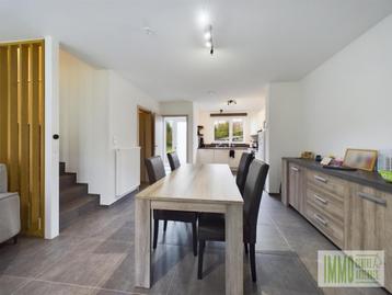 Maison à louer à Libramont-Chevigny, 4 chambres beschikbaar voor biedingen