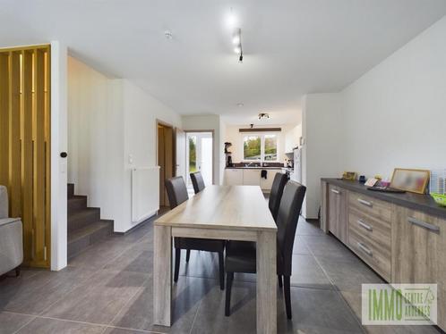 Maison à louer à Libramont-Chevigny, 4 chambres, Immo, Huizen te huur, Vrijstaande woning, G