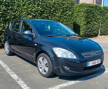Kia Ceed 2007 automaat 110PK airco trekhaak! beschikbaar voor biedingen